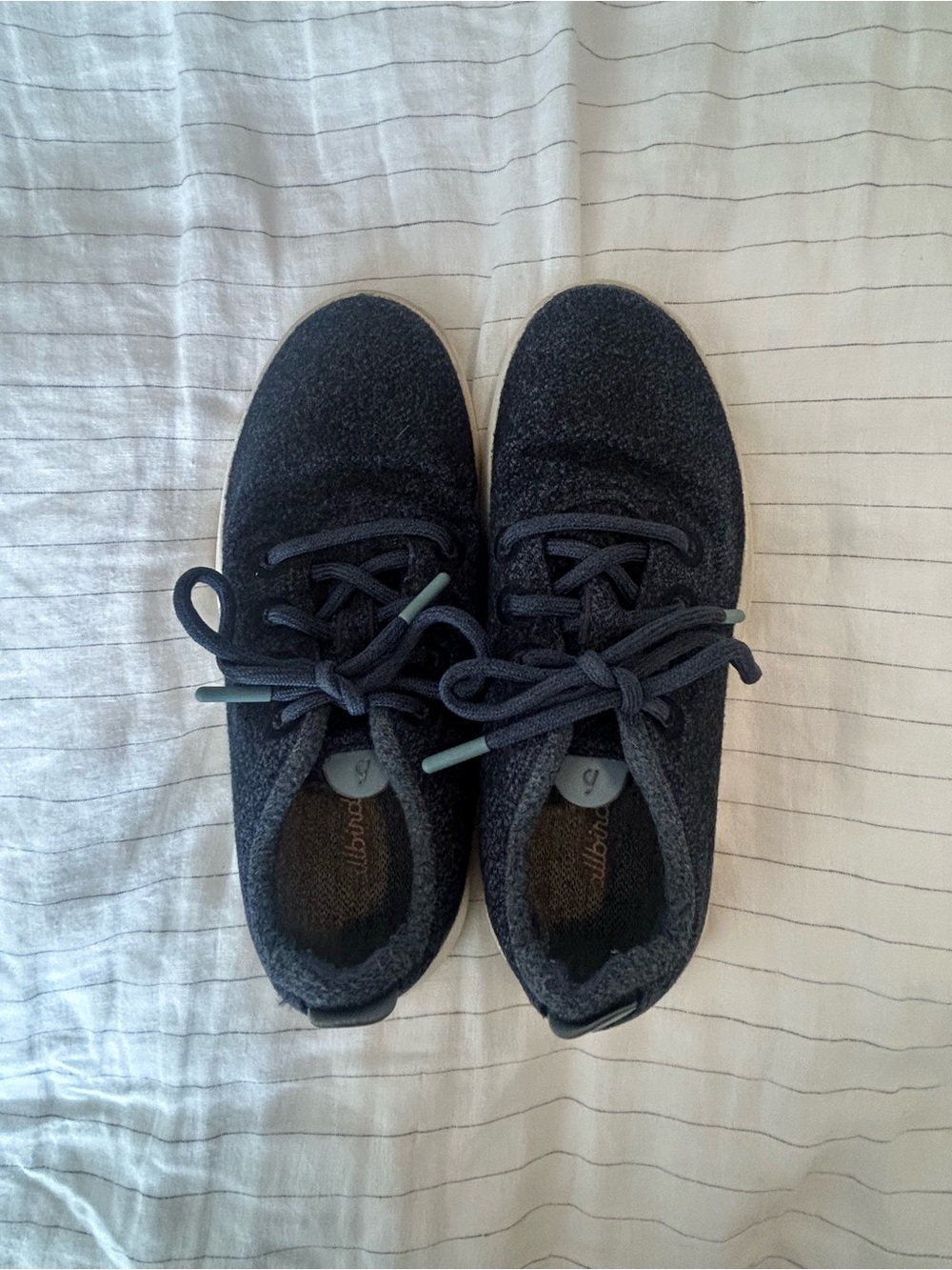 Allbirds Women’s Size 9 Wool Runner — Navy Blue Sneakers